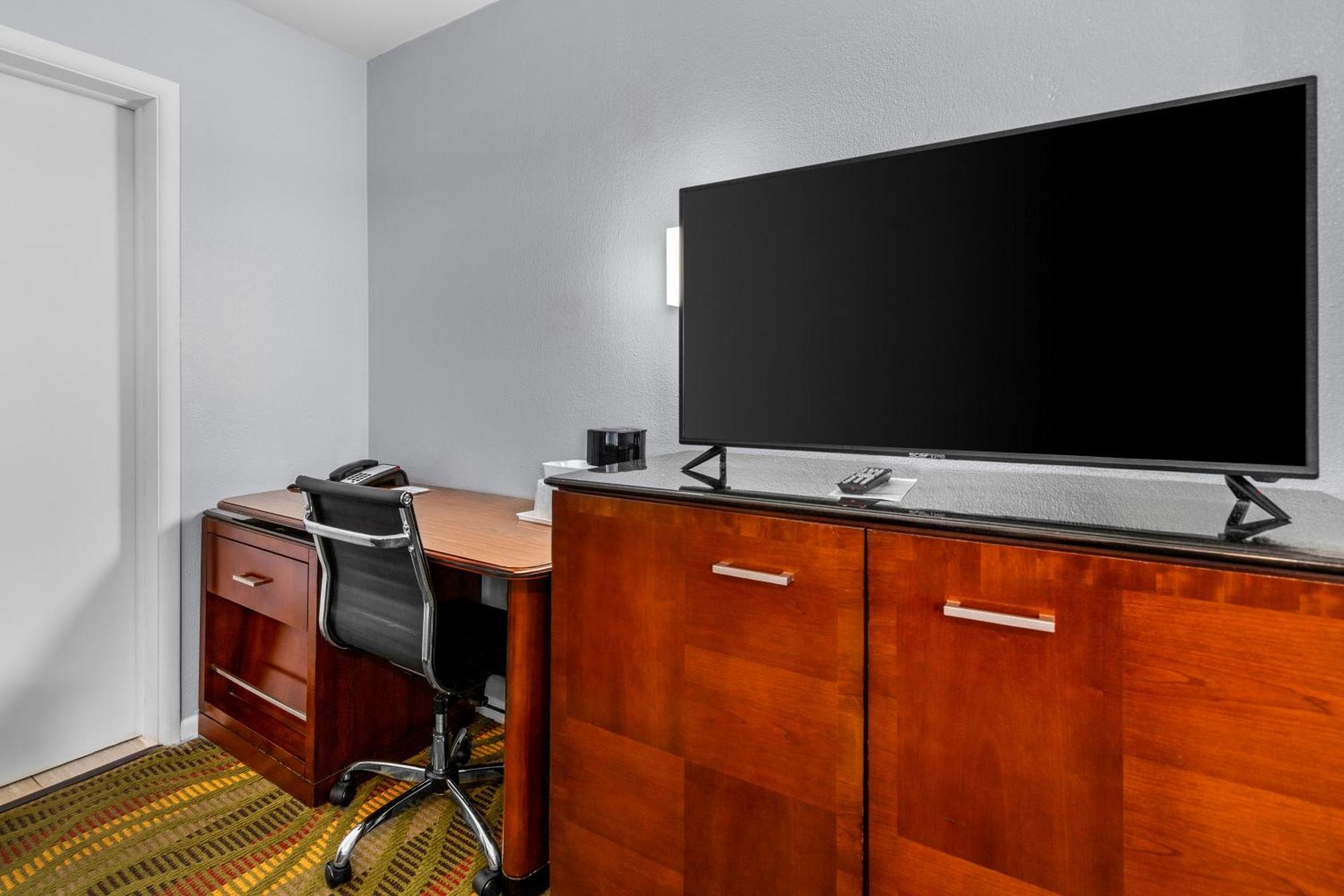 Americas Best Value Inn Belleville Exterior photo